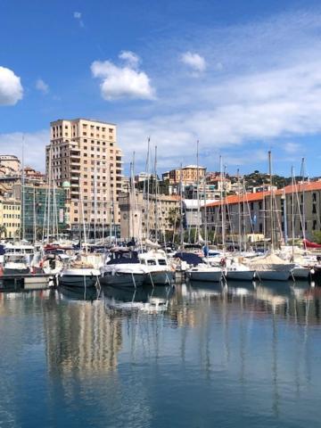 Sabrina'S Relax Fra Mare E Storia Daire Savona Dış mekan fotoğraf