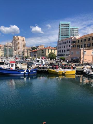 Sabrina'S Relax Fra Mare E Storia Daire Savona Dış mekan fotoğraf